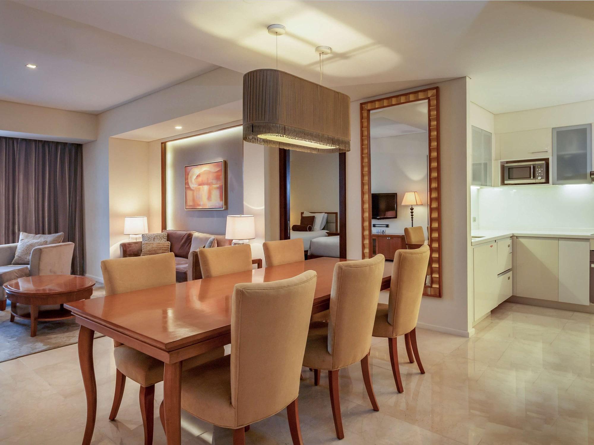 Joy Nostalg Hotel And Suites Manila Managed By The Ascott Limited Pasig City Bagian luar foto