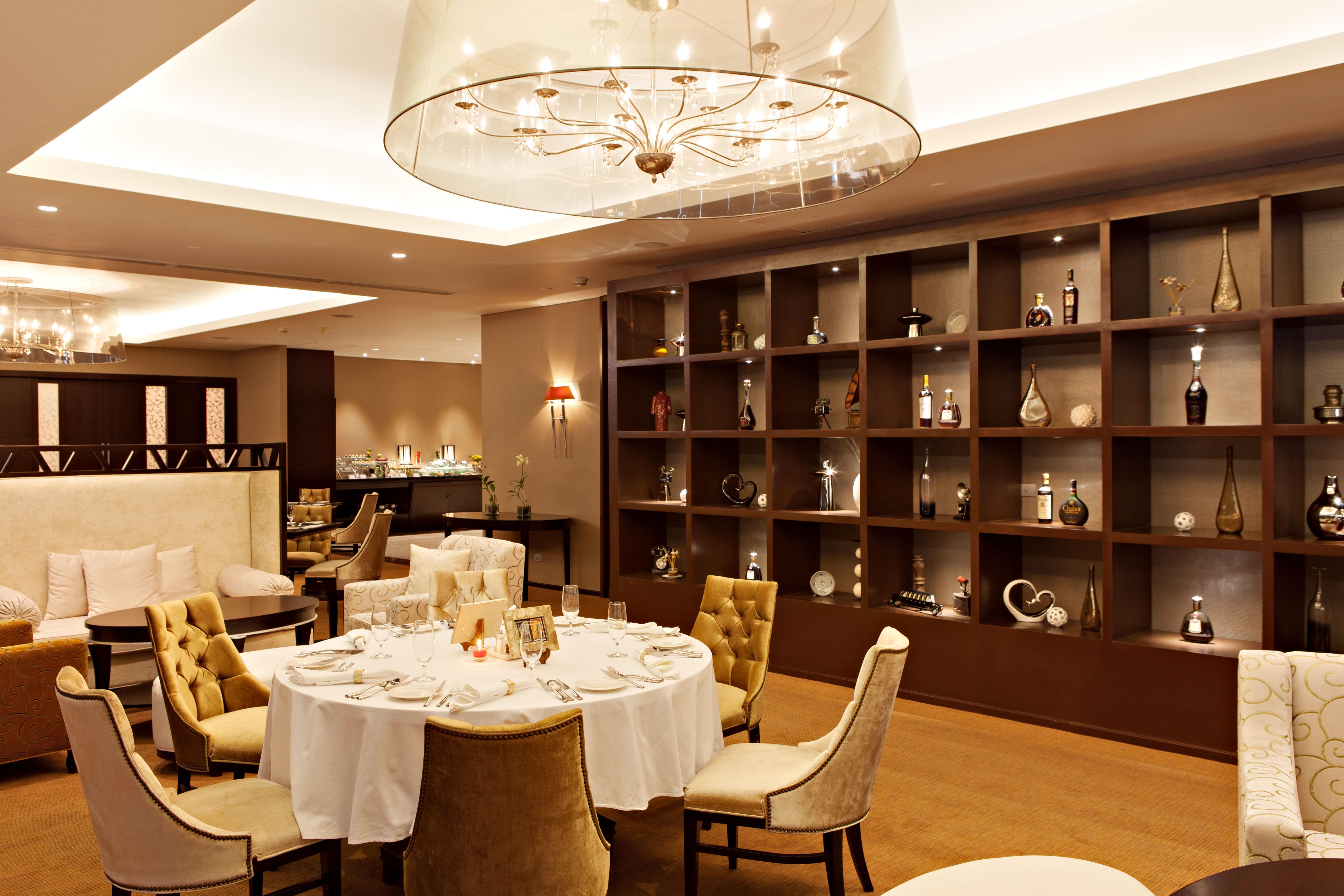 Joy Nostalg Hotel And Suites Manila Managed By The Ascott Limited Pasig City Bagian luar foto