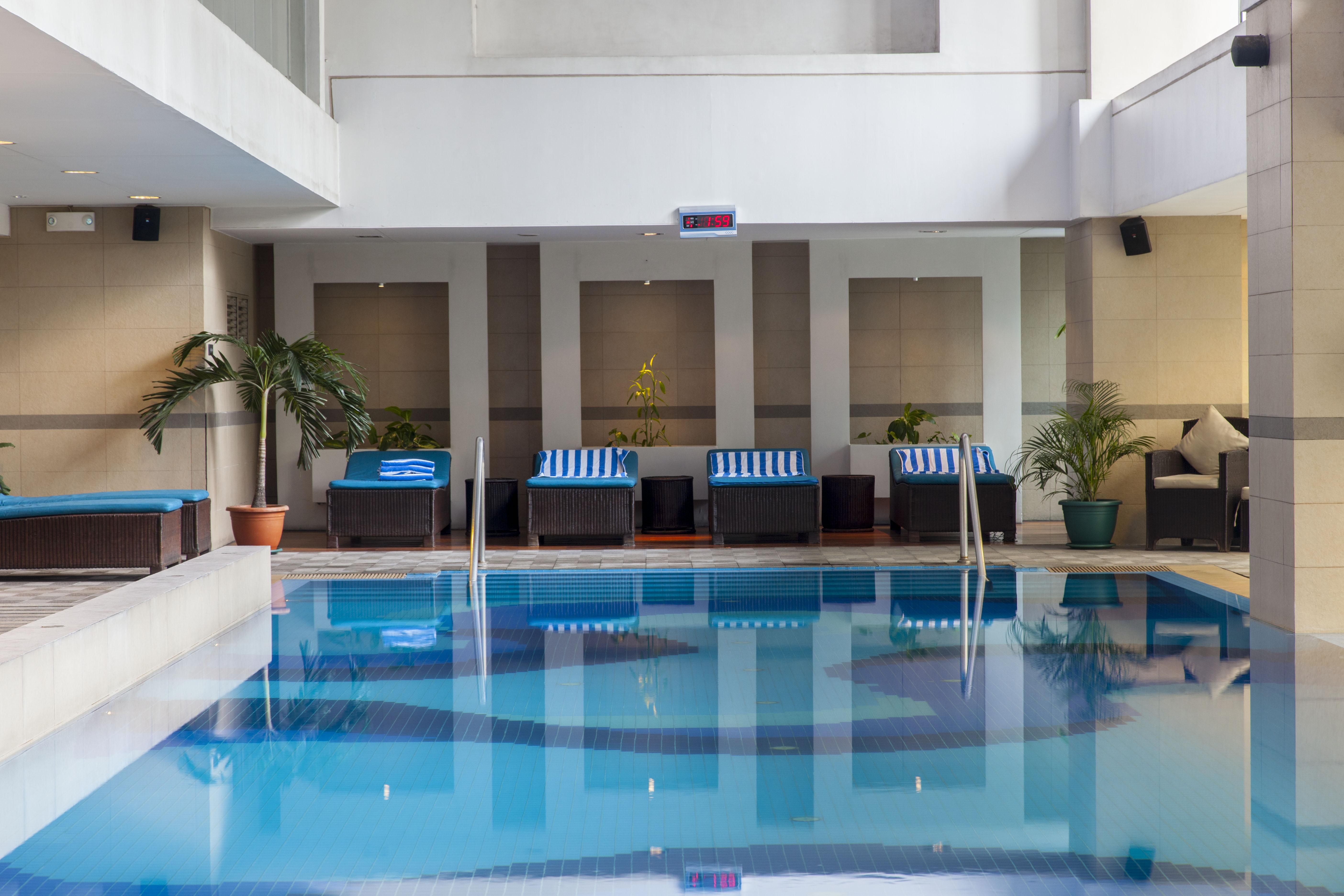Joy Nostalg Hotel And Suites Manila Managed By The Ascott Limited Pasig City Bagian luar foto